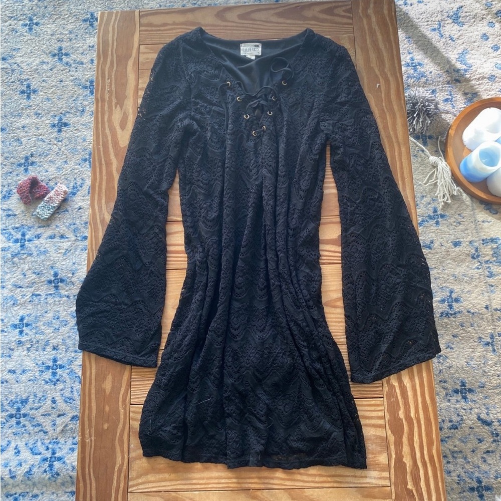 Bell sleeve black lace dress